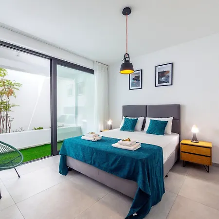 Villa Almaria 16 *