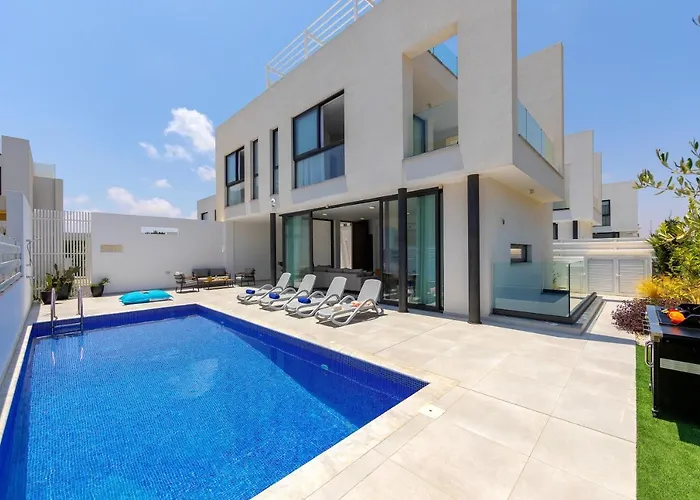 Vila Almaria 16 Protaras